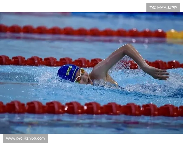 深圳大运中心举办世界泳联中国游泳日成人组赛事 蛙泳蝶泳等项目亮相
